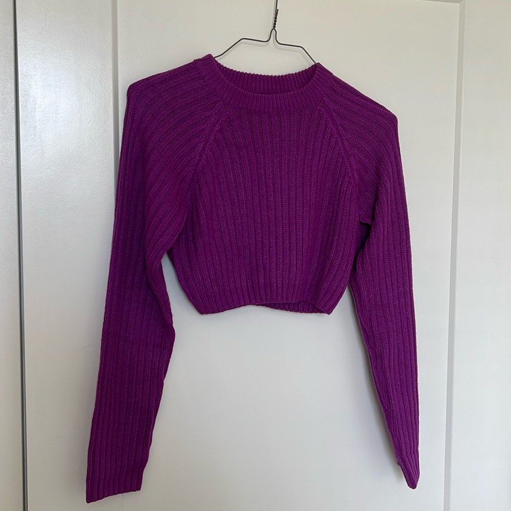 Cropped sweater